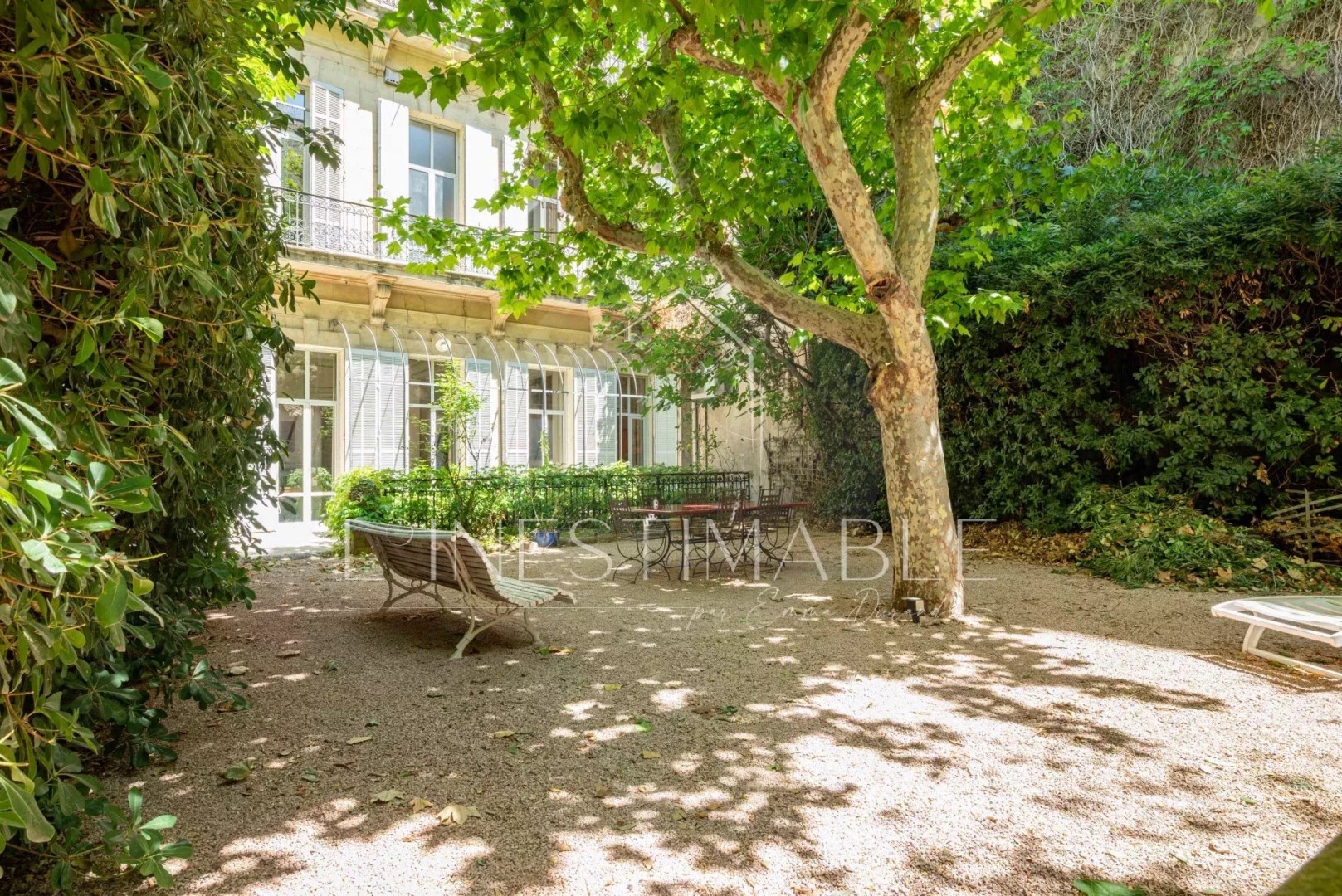 Luxury apartment for sale in the district Palais de Justice