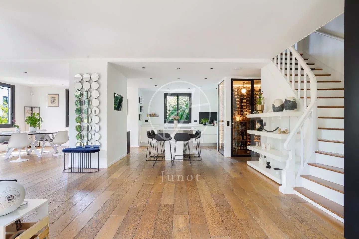 Maison de luxe à vendre dans le quartier La Châtaigneraie-La Feuillaume Sud