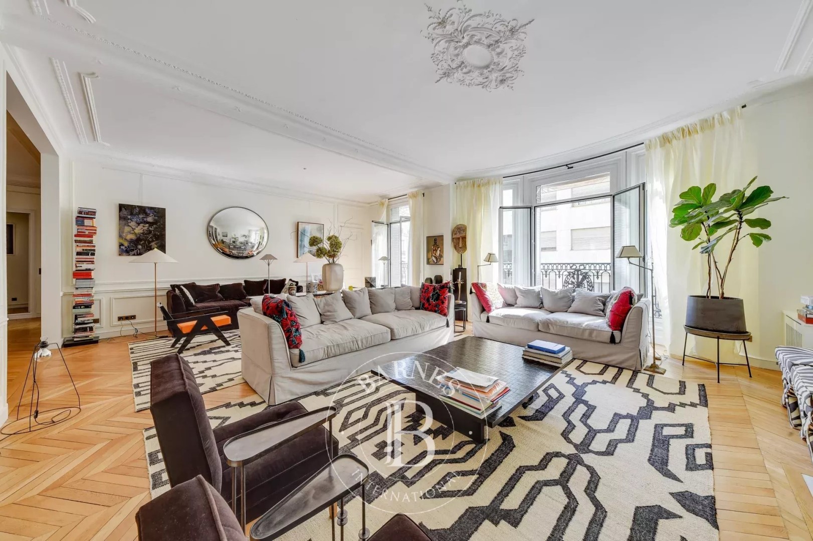 Luxury apartment to rent in Paris 7ème