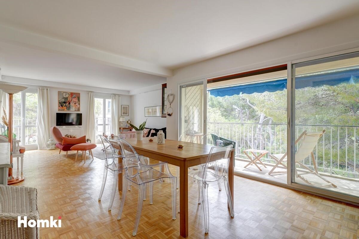 Luxe appartement te koop in Le Redon