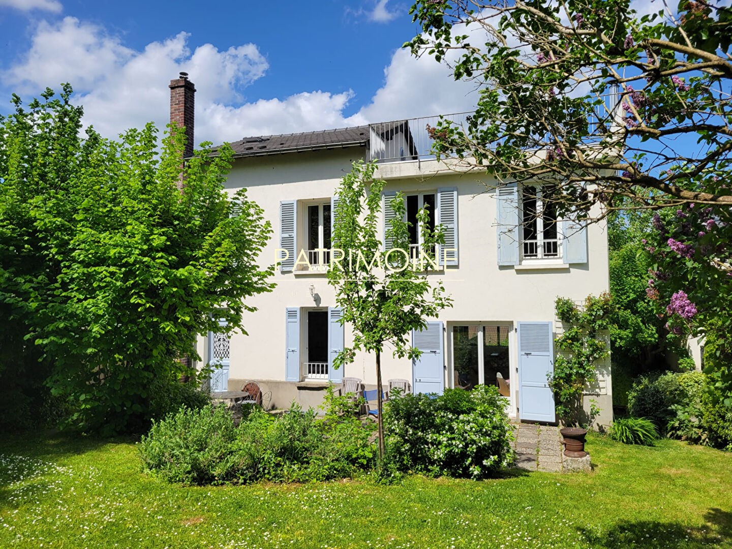 Maison de luxe à vendre dans le quartier Grandchamp