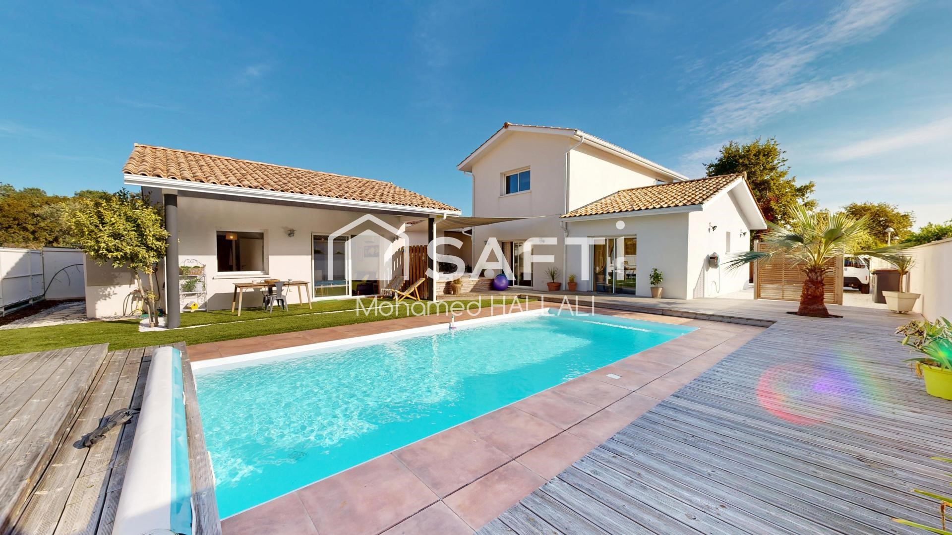 Architect house for sale in the district Mestras