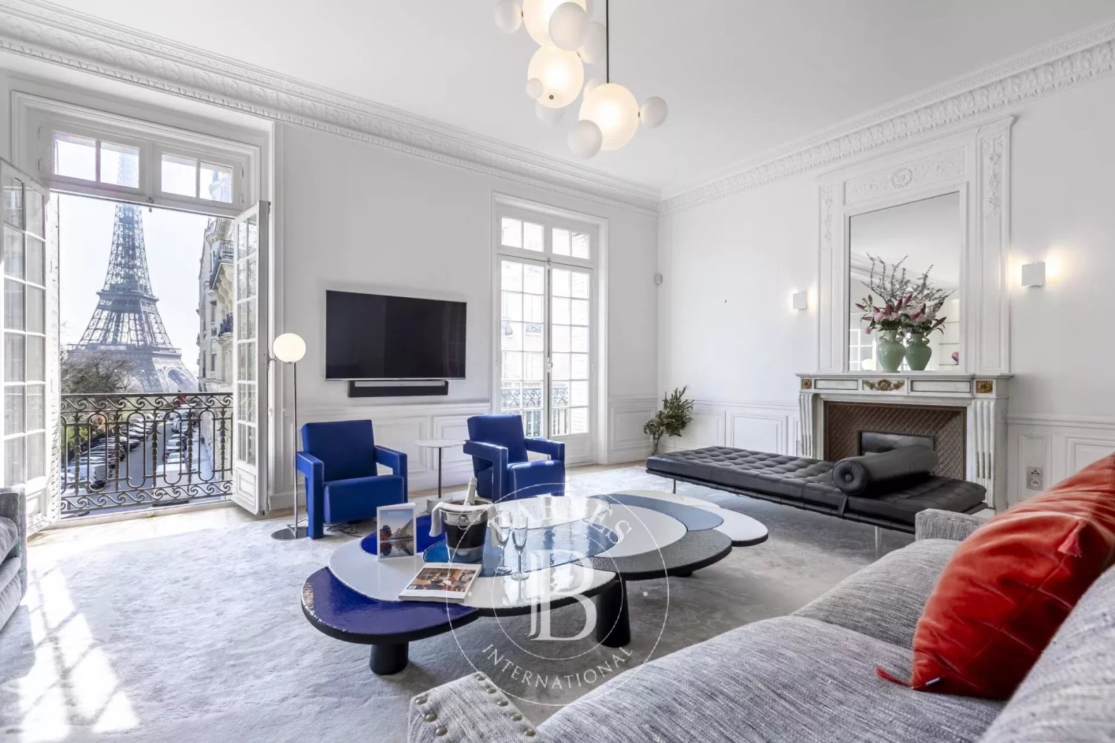 Luxury apartment for rent in the district Muette Sud