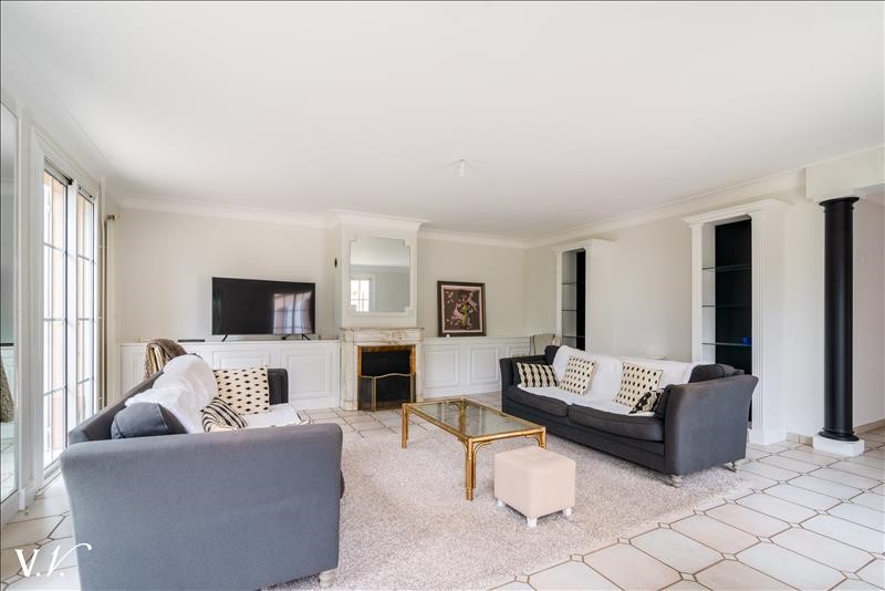 Luxury house for sale in Saubens