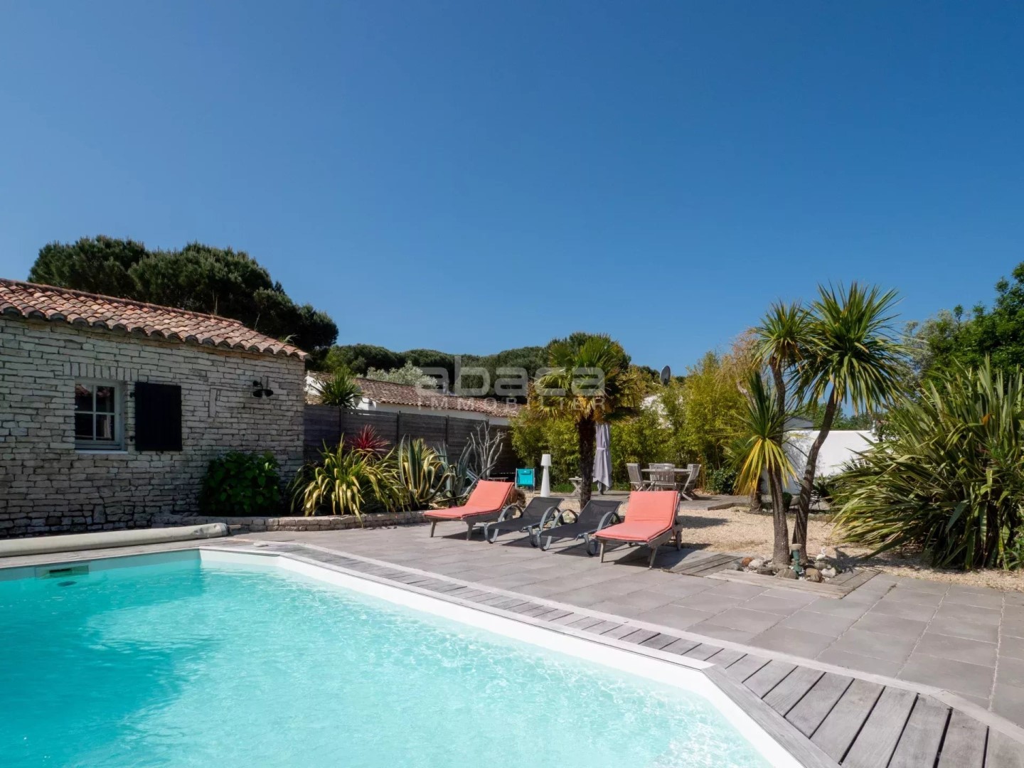 Luxury house for sale in Le Bois-Plage-en-Ré