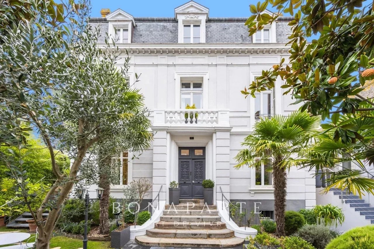 Maison de luxe à vendre dans le quartier Saint Sevran-Nord