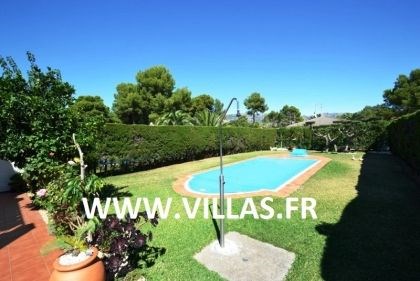 Villa GX Copo - Villa indépendante (mitoyenne par le garage) et confortable, profitant d'une pisc...