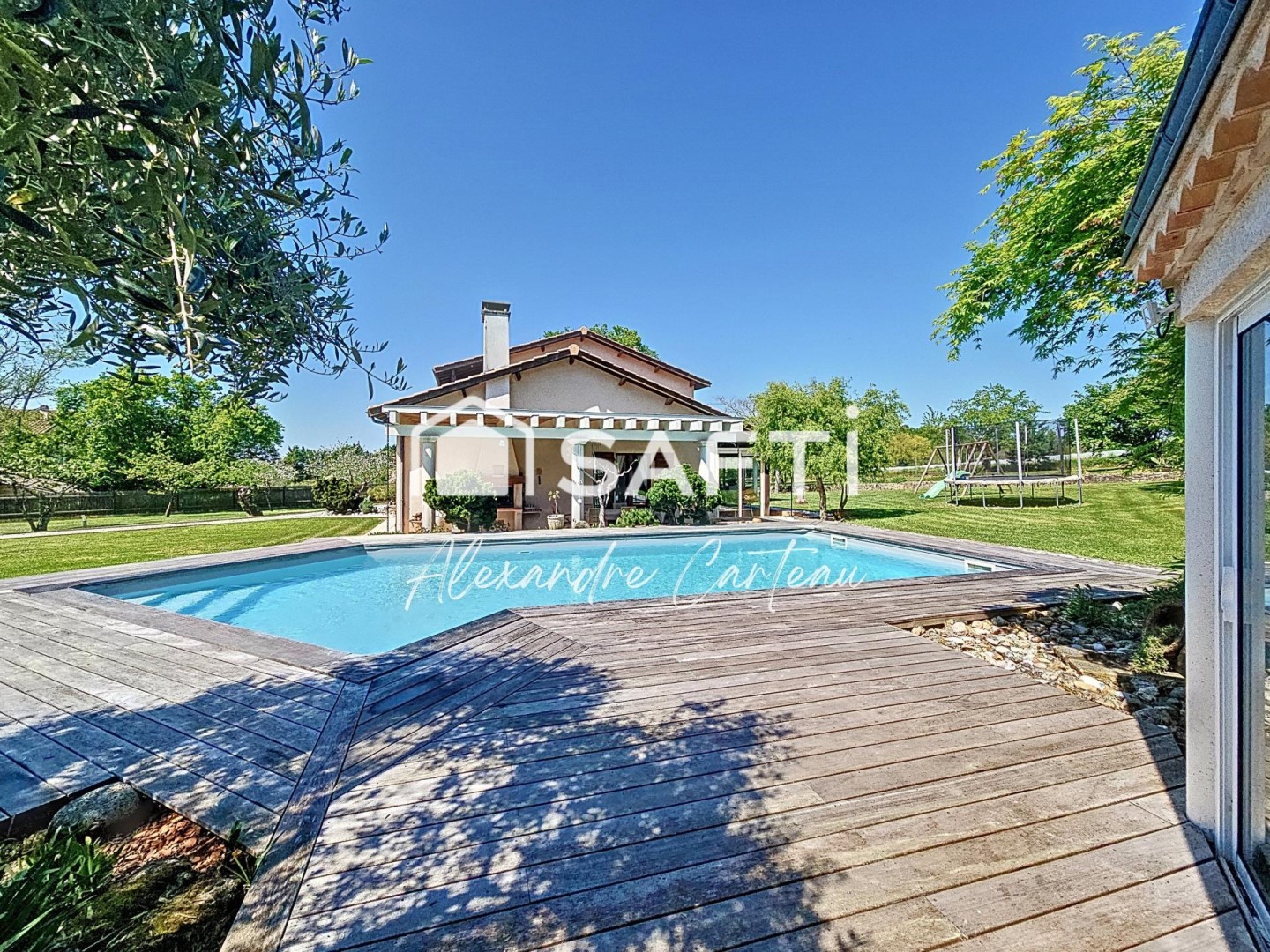 Luxury house for sale in Camblanes-et-Meynac