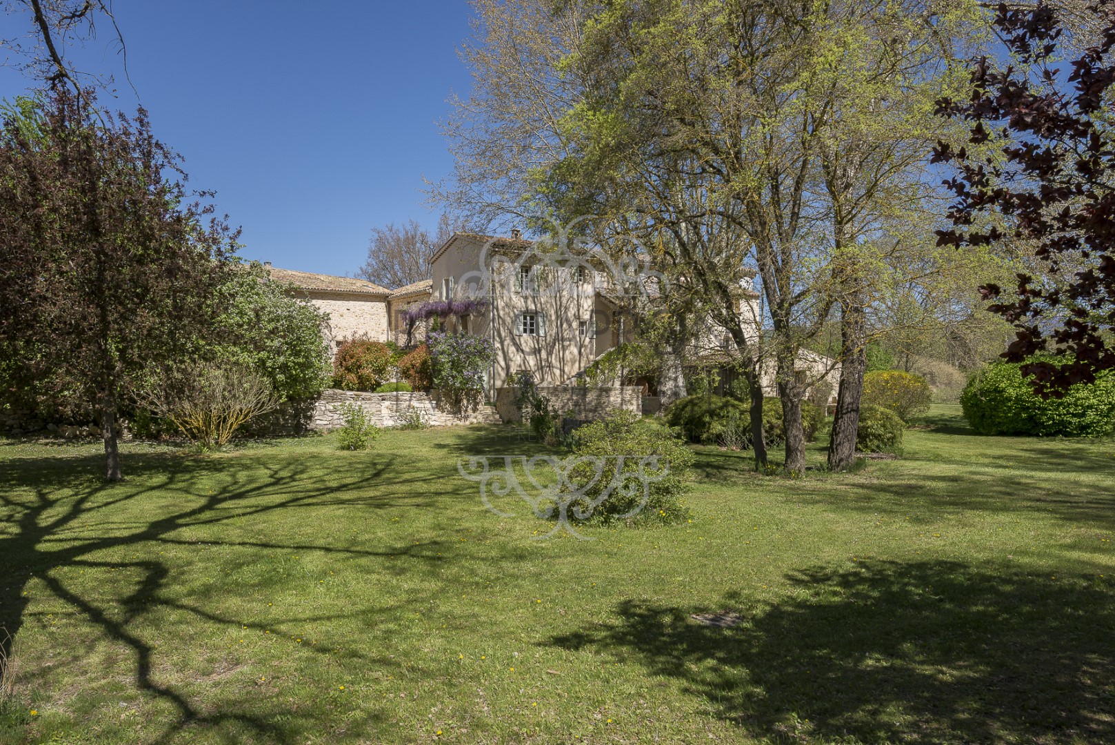 Maison de luxe à vendre à Limans