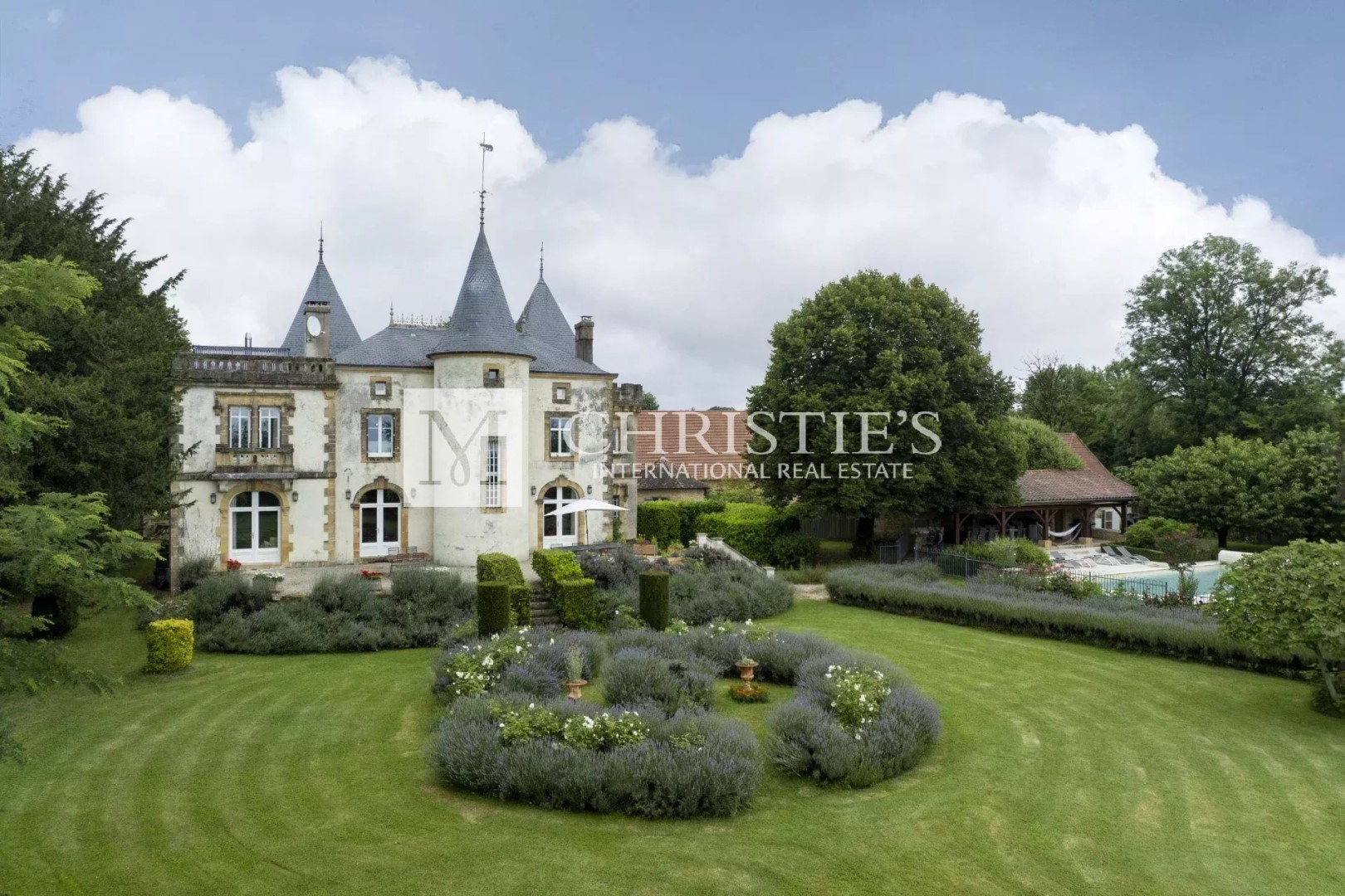 Castle for sale in Saint-Sulpice-d'Excideuil