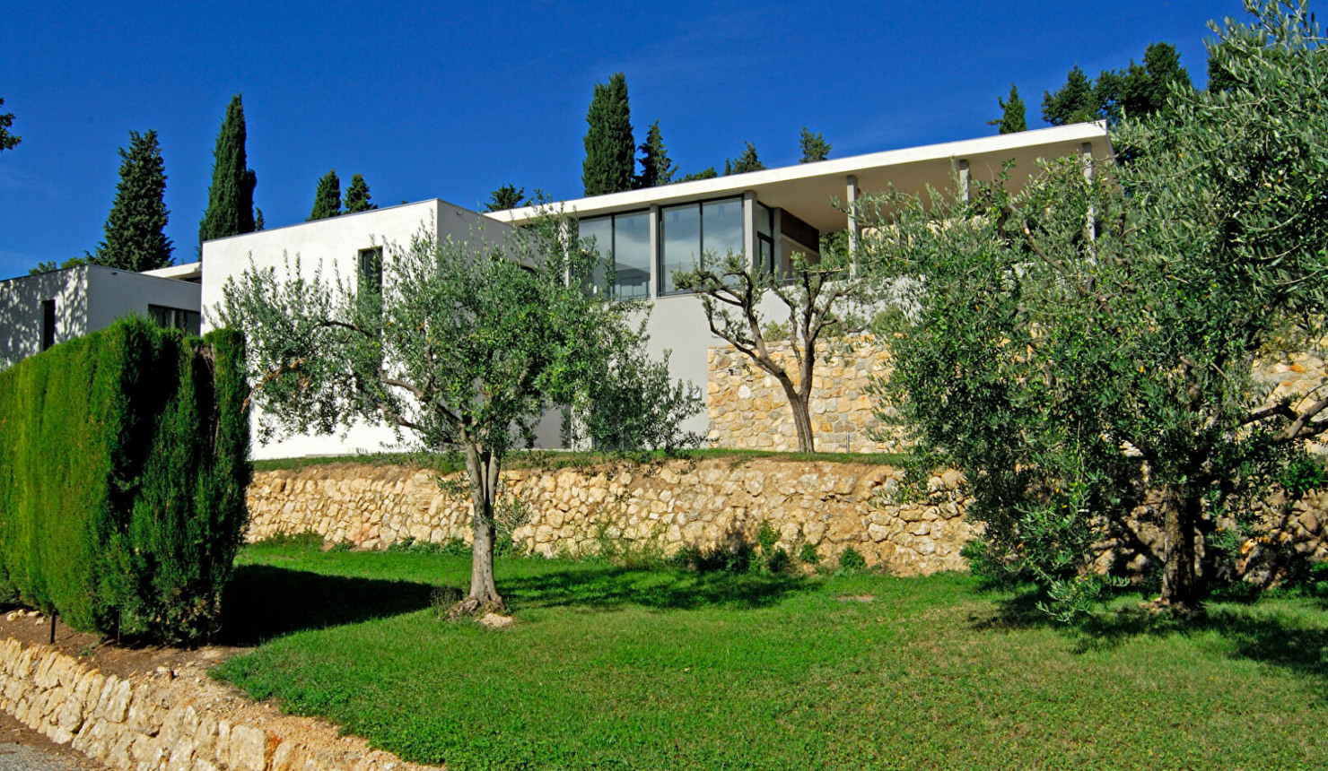 A vendre Callian dans le Var - Maison contemporaine. — 4