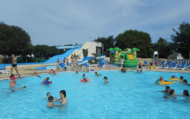 Maison De Vacances A Gastes En Aquitaine Pour 10 Pers 44m