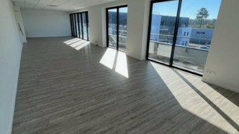 Location entrepôt 4800m² Gujan-Mestras (33470)