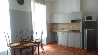 Location appartement sale les vans 07140