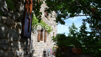 annonce de ventes de chateaux aux Vans (07140),