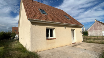 Insolite. Il a plus de 400 petites voitures dans son garage à Bernay