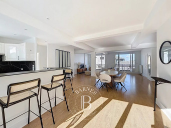 Appartement a louer paris-2e-arrondissement - 4 pièce(s) - 125.1 m2 - Surfyn