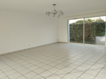 Maison a louer meyzieu - 5 pièce(s) - 129 m2 - Surfyn