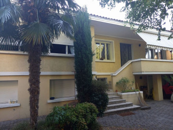 Maison a louer lyon-4e-arrondissement - 7 pièce(s) - 250 m2 - Surfyn