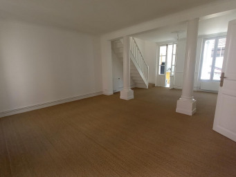 Maison a louer paris-15e-arrondissement - 6 pièce(s) - 98.1 m2 - Surfyn