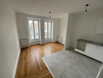 Appartement a louer paris-20e-arrondissement - 2 pièce(s) - 46 m2 - Surfyn