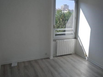 Appartement a louer paris-10e-arrondissement - 3 pièce(s) - 53.12 m2 - Surfyn