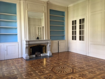 Appartement a louer lyon-6e-arrondissement - 5 pièce(s) - 150.99 m2 - Surfyn