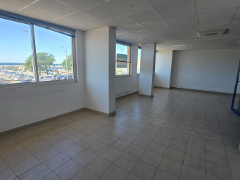 Appartement a louer marseille-16e-arrondissement - 4 pièce(s) - 228 m2 - Surfyn