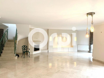 Appartement a louer saint-maur-des-fosses - 3 pièce(s) - 119.36 m2 - Surfyn