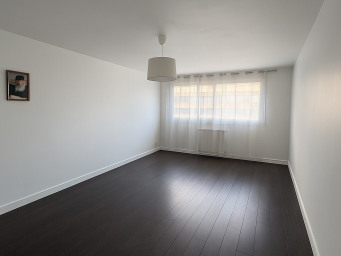 Appartement 3 pièce(s) 63 m²à louer Gagny