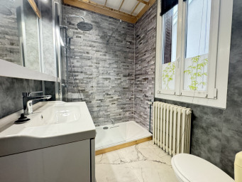 Maison a louer montlucon - 5 pièce(s) - 150 m2 - Surfyn