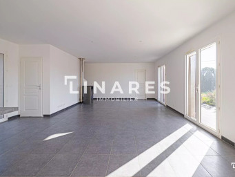 Maison a louer marseille-11e-arrondissement - 5 pièce(s) - 121.91 m2 - Surfyn