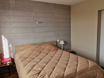 Maison a louer - 7 pièce(s) - 144 m2 - Surfyn