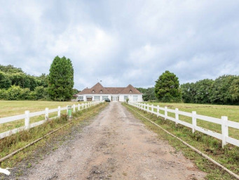 Maison a louer saint-herblain - 5 pièce(s) - 354.87 m2 - Surfyn