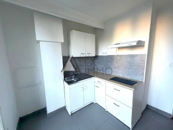 Appartement a louer marseille-12e-arrondissement - 3 pièce(s) - 55 m2 - Surfyn
