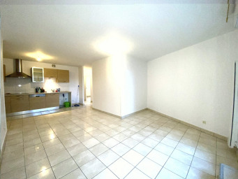 Appartement a louer montereau-fault-yonne - 4 pièce(s) - 77 m2 - Surfyn