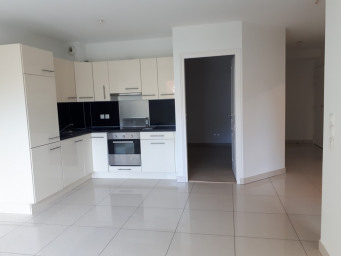 Appartement 3 pièce(s) 54 m²à louer Sainte-genevieve-des-bois