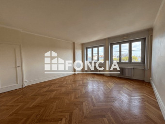 Appartement 4 pièce(s) 124.7 m²à louer Lyon-2e-arrondissement