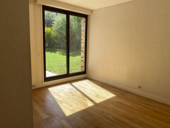 Maison a louer paris-8e-arrondissement - 7 pièce(s) - 231.38 m2 - Surfyn