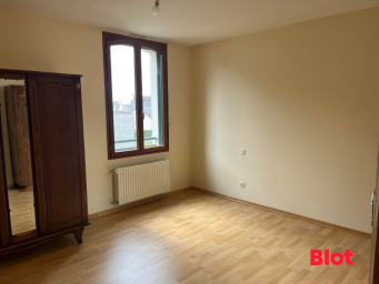 Maison a louer bruz - 7 pièce(s) - 195.03 m2 - Surfyn