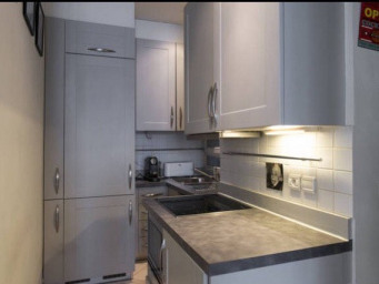 Appartement a louer paris-17e-arrondissement - 2 pièce(s) - 51 m2 - Surfyn