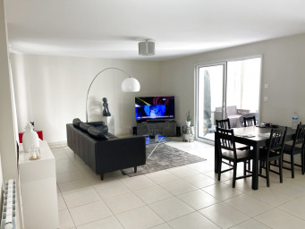 Maison 4 pièce(s) 91 m²à louer Lunel