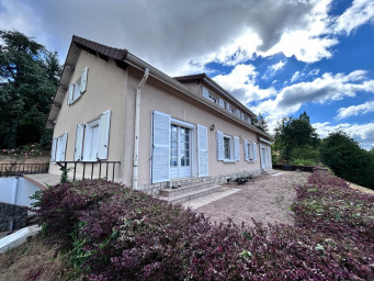 Maison a louer roanne - 8 pièce(s) - 215 m2 - Surfyn