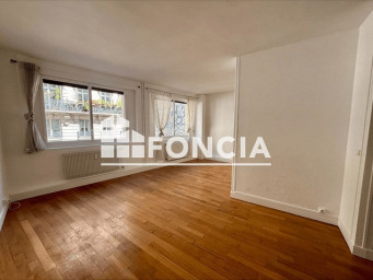 Appartement 1 pièce(s) 44.7 m²à louer Paris-5e-arrondissement