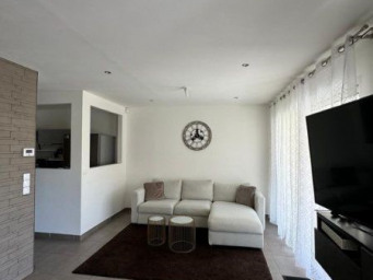 Maison a louer villeneuve-la-garenne - 4 pièce(s) - 109 m2 - Surfyn