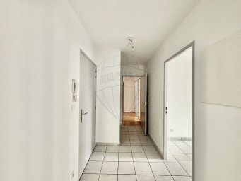 Appartement 280 000 € - 77 m²