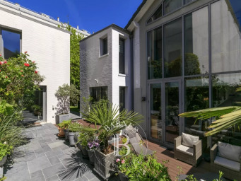 Maison a louer courbevoie - 9 pièce(s) - 197 m2 - Surfyn