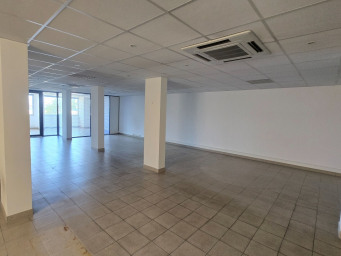 Appartement a louer marseille-16e-arrondissement - 4 pièce(s) - 228 m2 - Surfyn