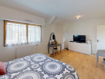 Maison a louer bruz - 6 pièce(s) - 160 m2 - Surfyn