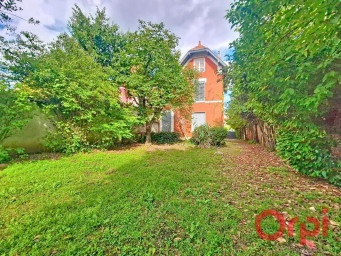 Maison a louer lyon-3e-arrondissement - 7 pièce(s) - 166.4 m2 - Surfyn